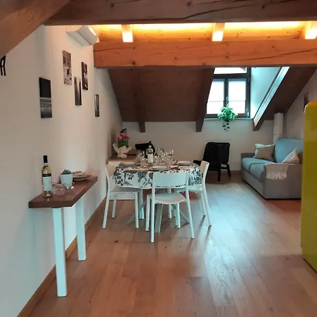 Casa Nascetta Di Sara Monforte dʼAlba